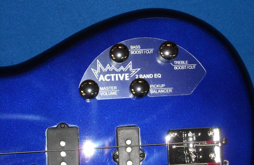 CORT ACTION A BASS GUITAR WITH ACTIVE ELECTRONICS BM  