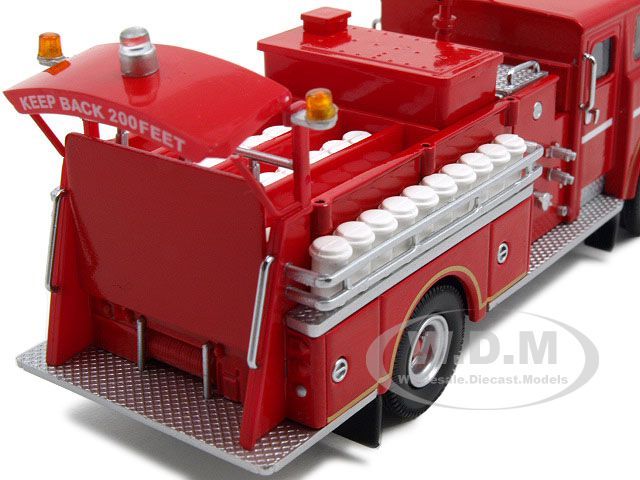 MACK FDNY FOAM CARRIER 84 FIRE ENGINE 1/64  