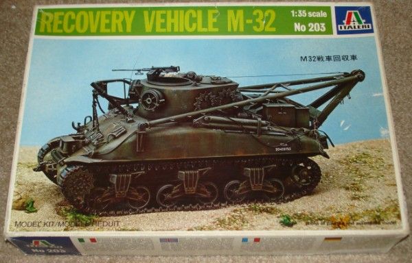 Italeri 135 M 32 Recovery Vehicle #203  