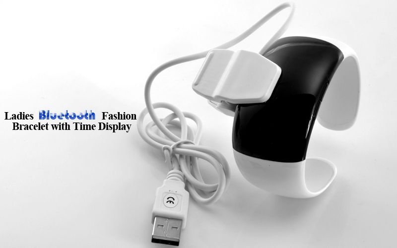 Bluetooth Fashion Bracelet w Time Display (Call/Distance Vibration 