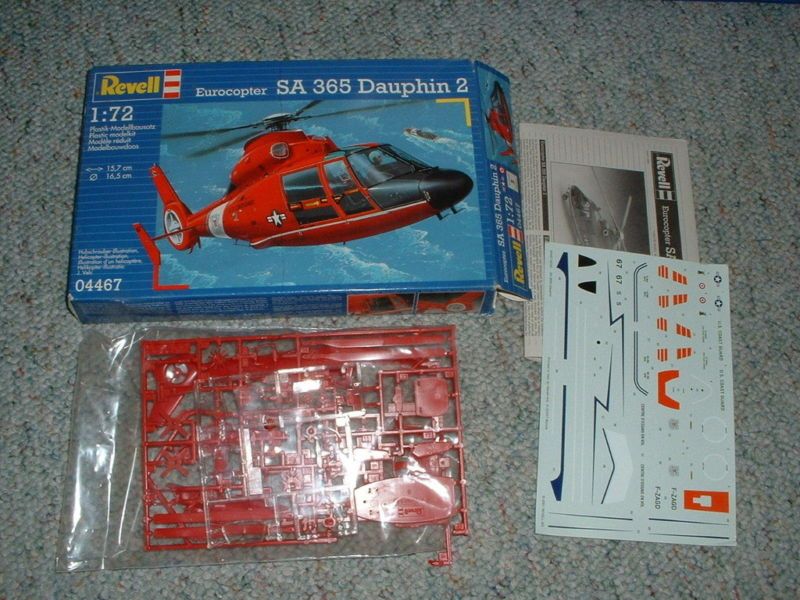 Revell 1/72 Eurocopter SA365 Dauphin 2  