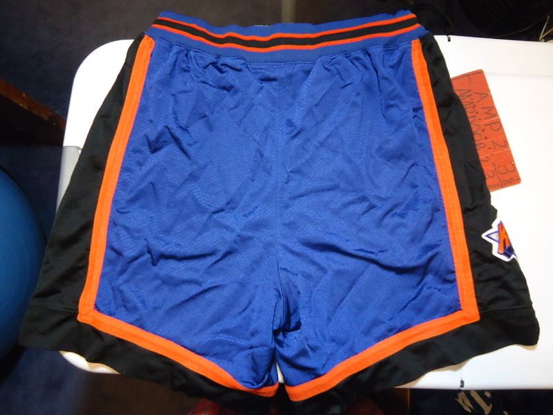 Authentic Puma New York NY Knicks Shorts 36 XL sewn vtg rare lin ewing 