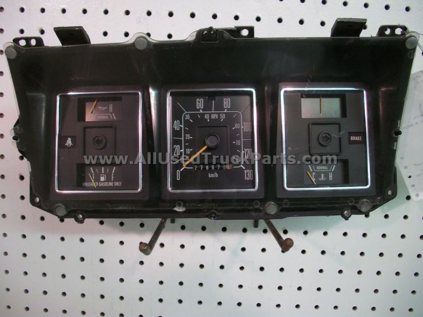 Ford Van Instrument Speedometer Cluster Gauges Assembly Kilometers 130 