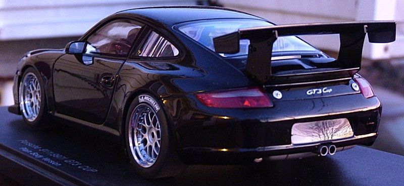 AutoART PORSCHE 911 997 GT3 PLAIN BODY BLACK 80789  