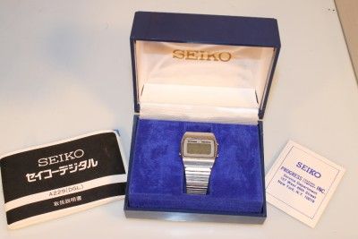 Vtg Seiko A229 (DGL) Silver Classic LCD Mens Digital Quartz 