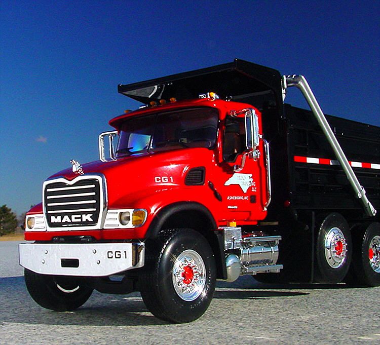 XR   TRIAD TRUCKING   MACK GRANITE DumpTruck   First Gear Masterpiece 