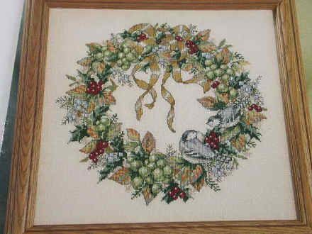 CCX Natures Bounty Winter Berries Chickadee Wreath  