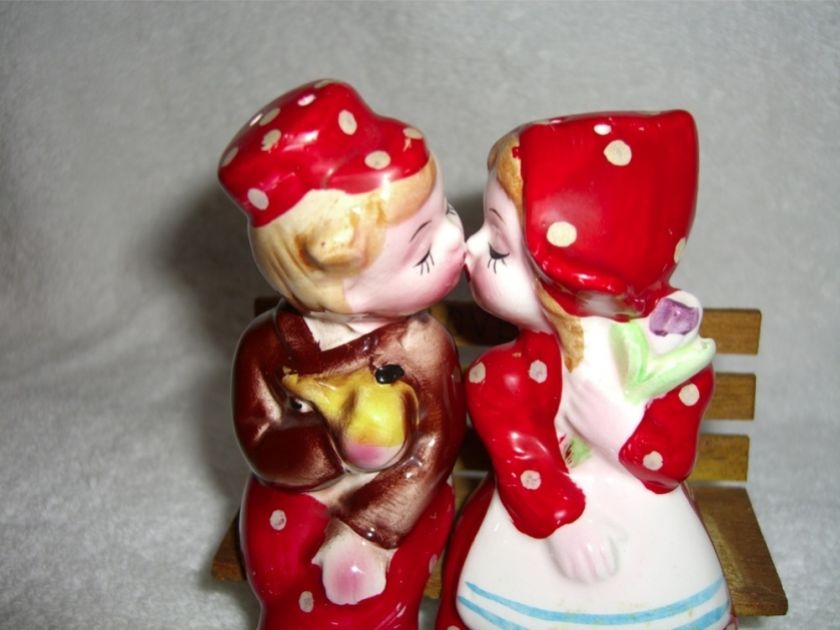 Vintage Dutch Kissing Red Salt & Pepper Shakers Retro  