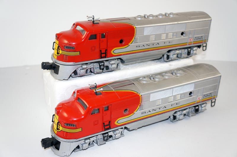 Lionel 2343 AA Santa Fe F 3 Units & 2343C B unit with BOXES  
