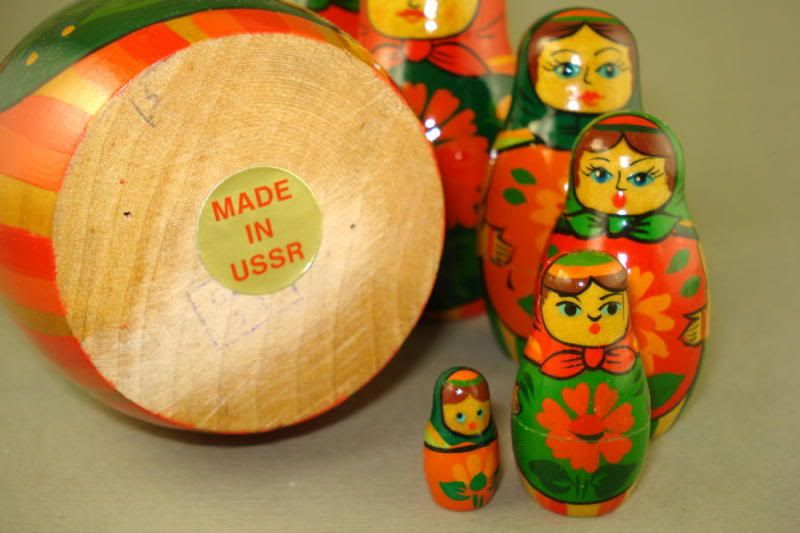 Set of 7 Vintage Russian Nesting Dolls w/ flowers*USSR*  