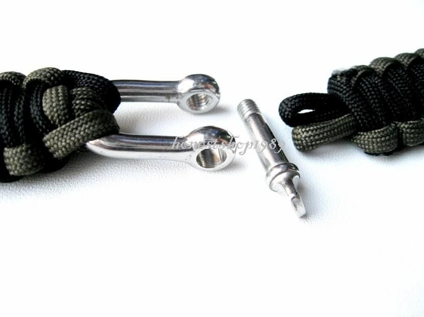   shackle knitted up by several feet of parachute cord which can be