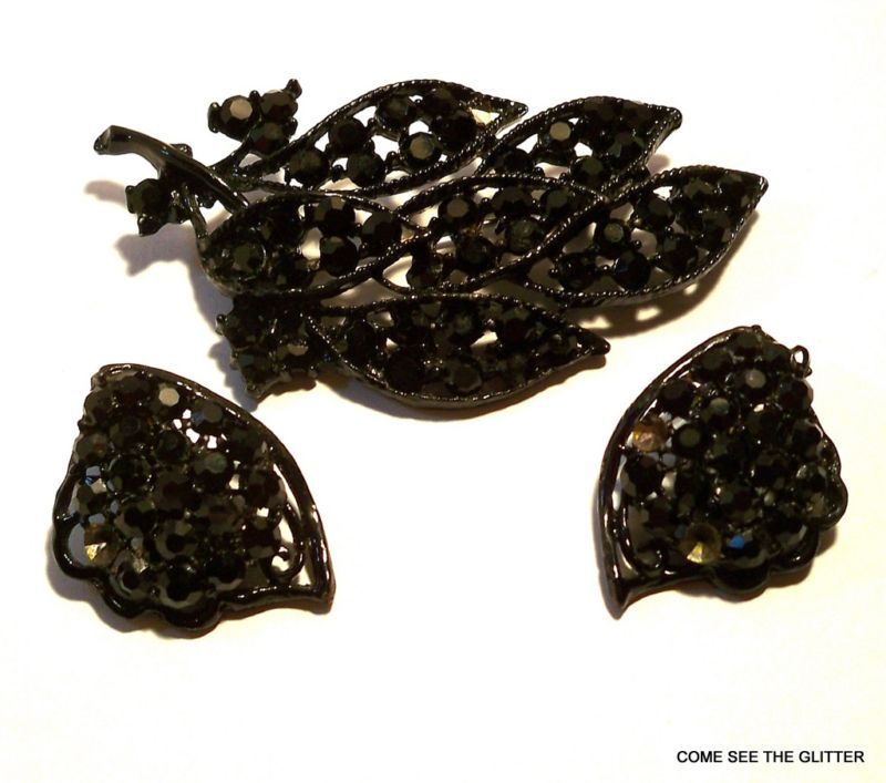 Black Rhinestones Estate Brooch & Clip on Earrings Set  