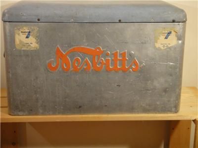 VINTAGE 1970S NESBITTS SODA ALUMINUM ICE CHEST / COOLER *NICE  