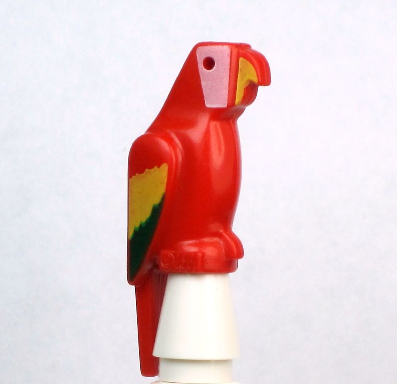 NEW Lego Pirates Animal Bird   RED PARROT with COLORED FEATHERS 