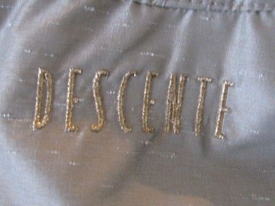  DESCENTE WORLD SKI TEAM LADIES HOODED GOLD SKI BOARDING SNOW JACKET 