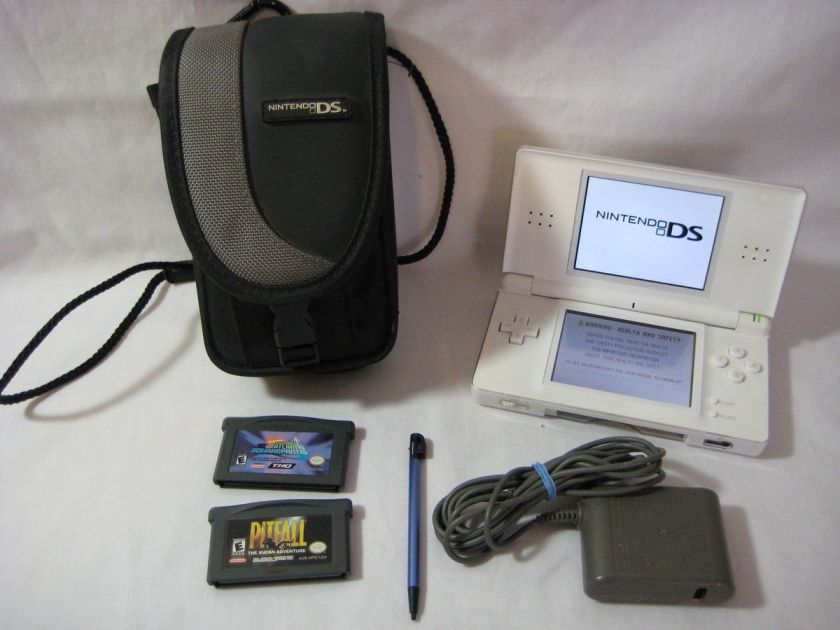 NINTENDO DS LITE (WHITE) GAME SYSTEM / BUNDLE WS* 045496717544  