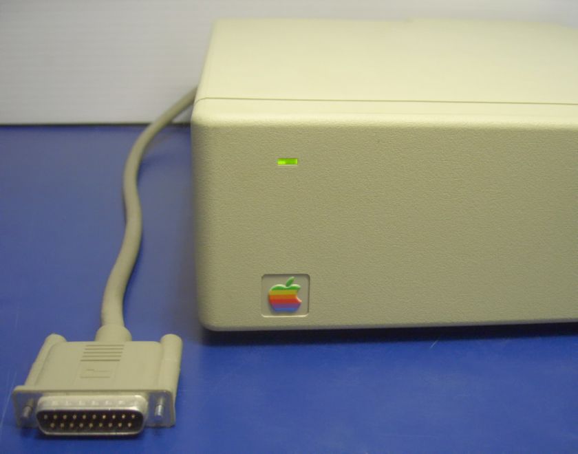 Vintage* Apple External HDD 20MB M0135 HD20   Works  