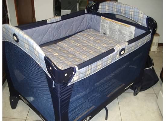 GRACO PACK N PLAY YARD PLAY PEN  EASY FOLD +BASSINETT, EXTRAS VERY 