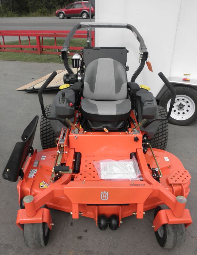 NEW 60 HUSQVARNA ZERO TURN LAWN MOWER DIESEL PACKAGE  