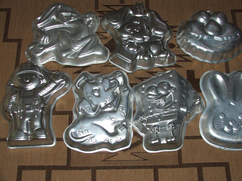 Vintage WILTON CAKE PANS EASTER Bob Builder Elmo LOT  