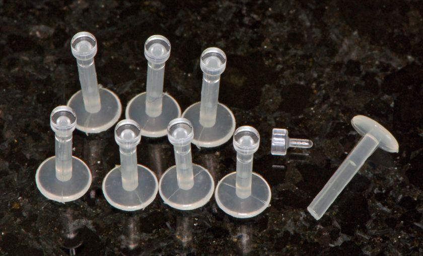   Clear Retainer with Micro Push Fit top designed to hide your piercing