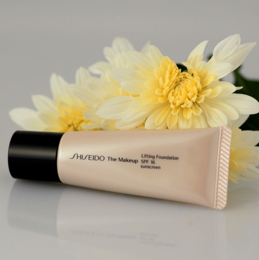 SHISEIDO The Makeup Lifting Foundation #I40 IVORY SPF16  