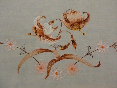 VTG Machine Embroidered Tiger Lilies Tablecloth 82x66  