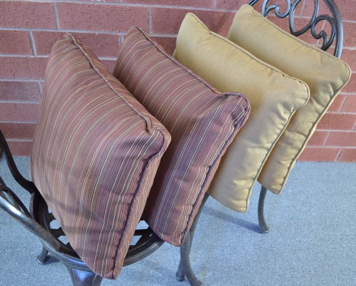 OUTDOOR 16 Throw Toss Pillow Set Sunbrella Canvas Cork / Richloom 